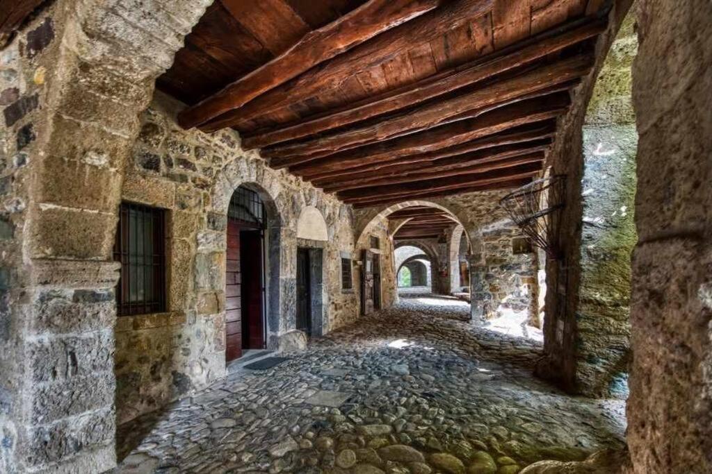 Mangia, Leggi, Dormi Apartman Costa di Serina Kültér fotó