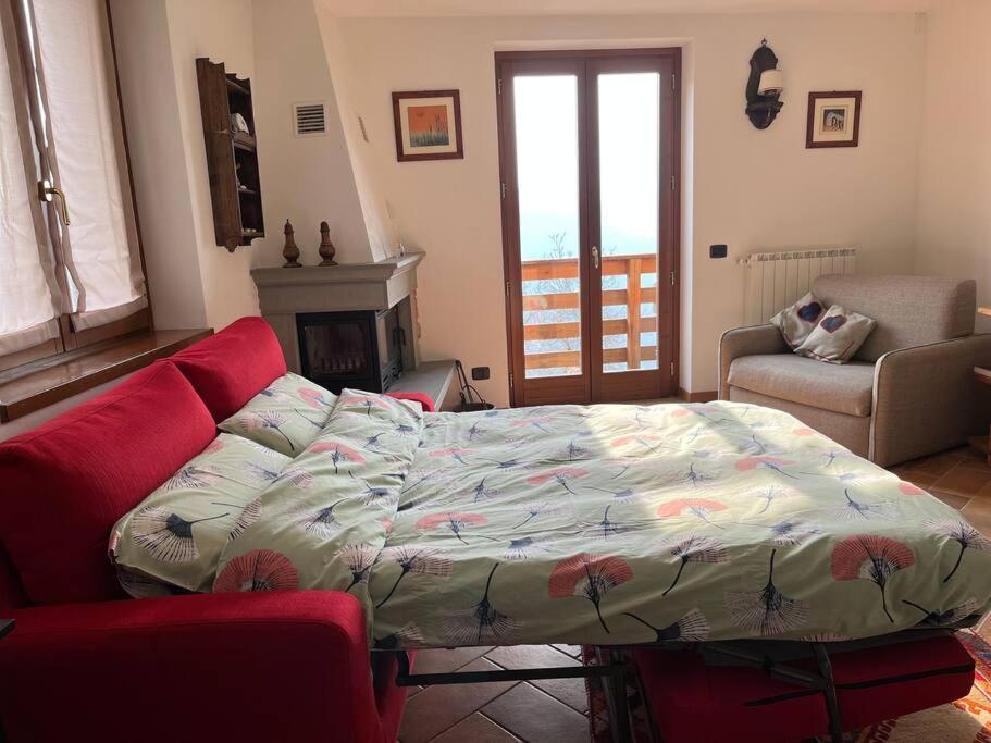 Mangia, Leggi, Dormi Apartman Costa di Serina Kültér fotó